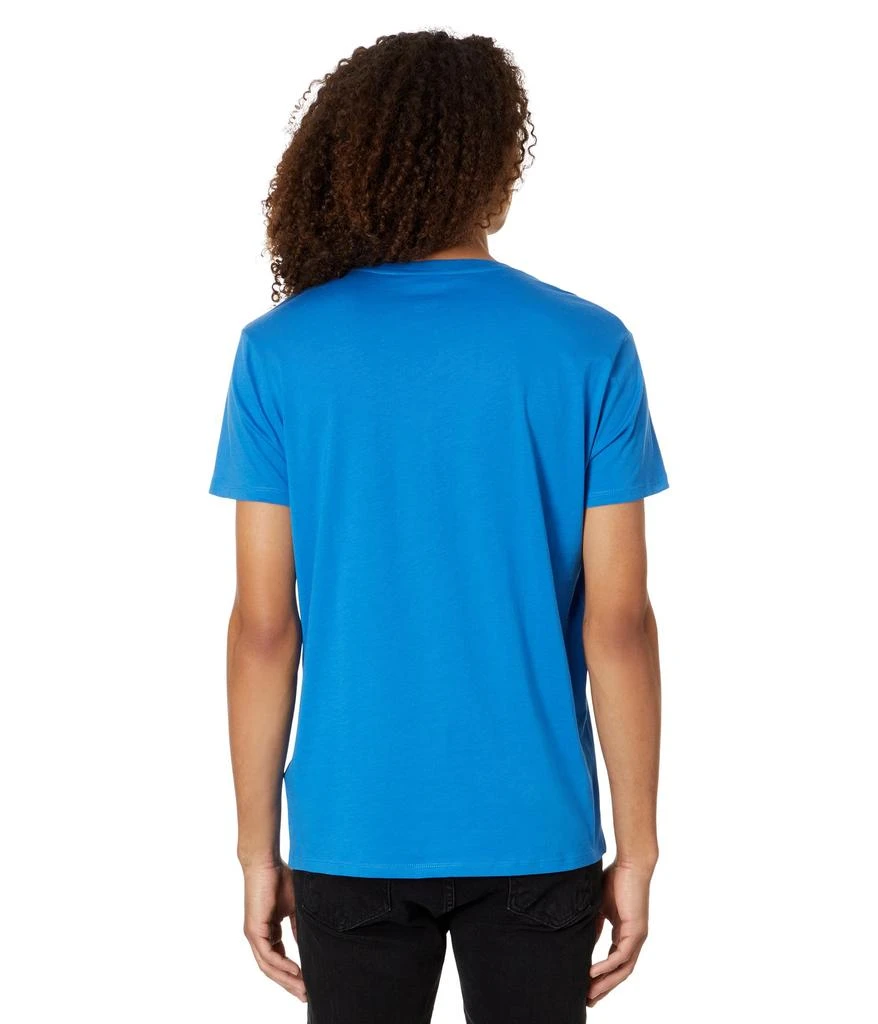 商品Lacoste|Short Sleeve V-Neck Pima Jersey T-Shirt,价格¥265,第2张图片详细描述