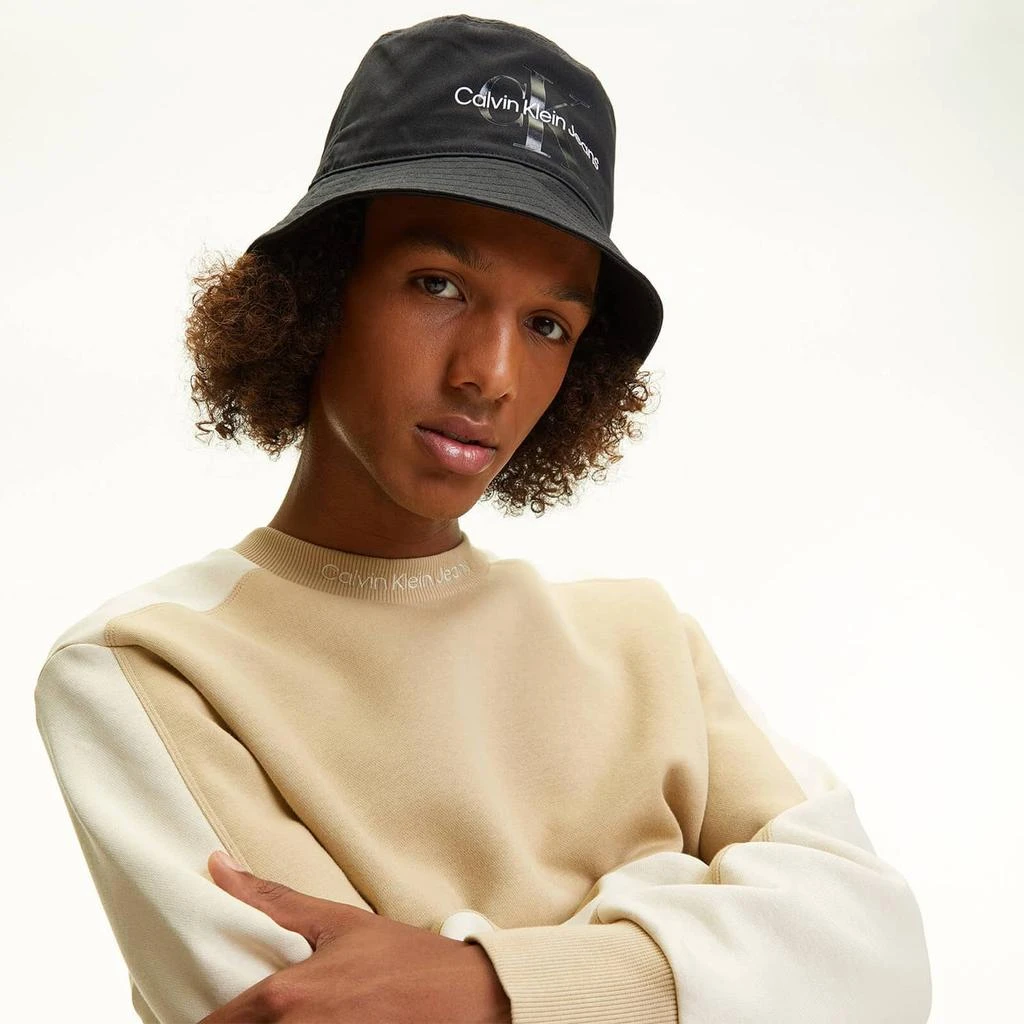 商品Calvin Klein|Calvin Klein Jeans Essential Cotton-Canvas Bucket Hat,价格¥197,第4张图片详细描述