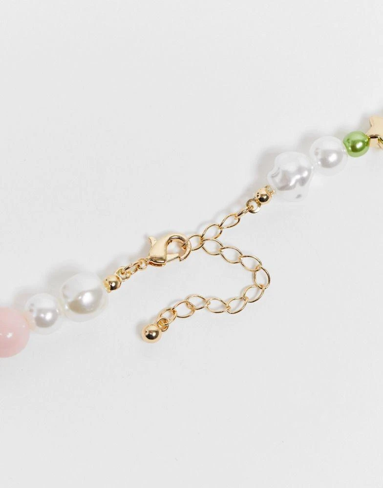 商品ASOS|ASOS DESIGN bead necklace with dice and happy face charm in pastel colours,价格¥37,第3张图片详细描述