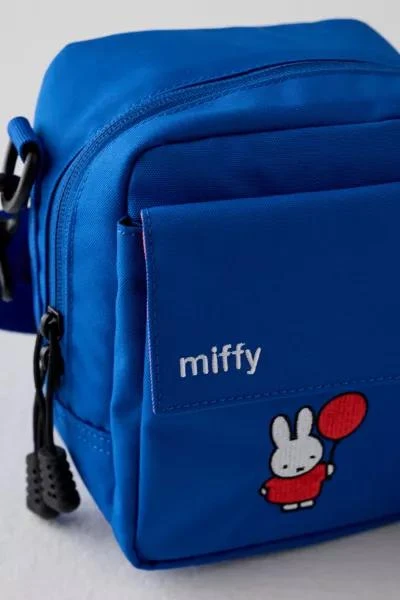 商品Retrospekt|Miffy + Retrospekt UO Exclusive Instant Camera Bag,价格¥291,第3张图片详细描述