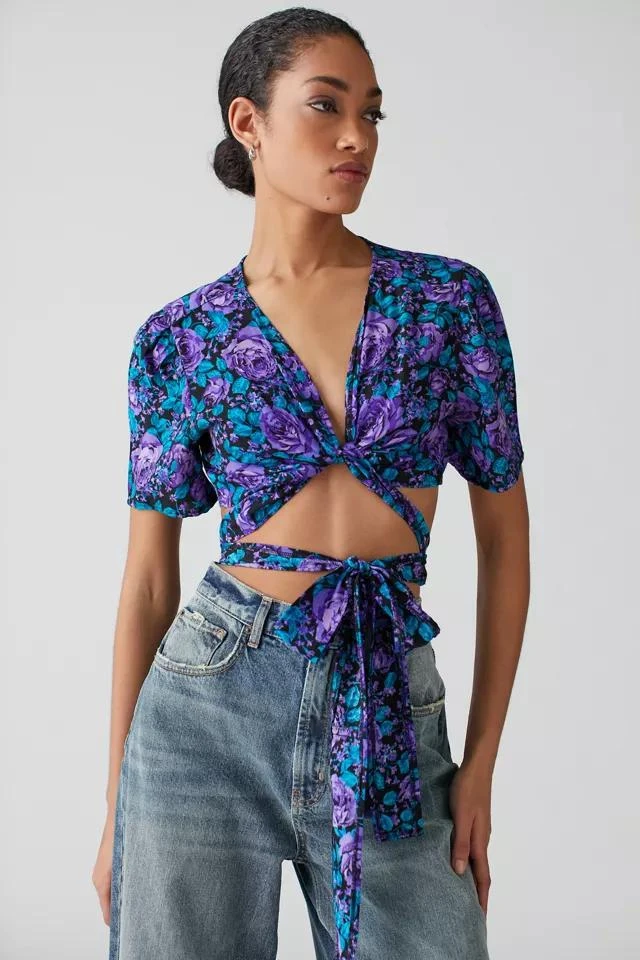 商品Urban Renewal|Urban Renewal Remade Floral Wrap Blouse,价格¥75,第3张图片详细描述