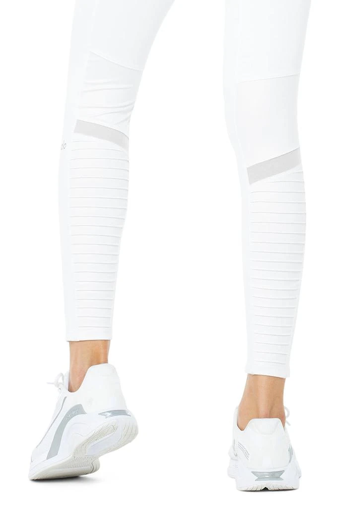 商品Alo|7/8 High-Waist Moto Legging - White,价格¥540,第5张图片详细描述