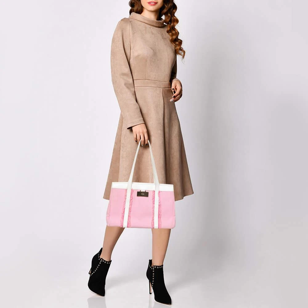 商品[二手商品] Kate Spade|Kate Spade Pink/White Canvas and Leather Metal Plate Tote,价格¥813,第2张图片详细描述