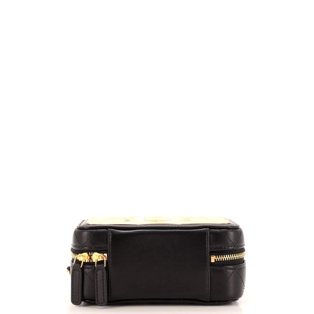 商品[二手商品] Chanel|Golden Plate Zip Around Vanity Case with Chain Quilted Metal and Lambskin Mini,价格¥19426,第5张图片详细描述