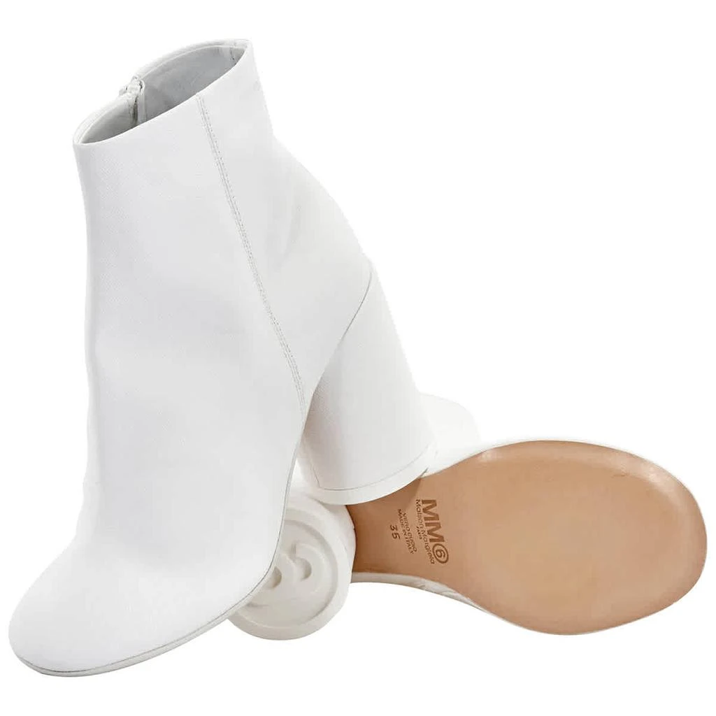 商品MM6|MM6 Block Heel Ankle Boots in White,价格¥1141,第2张图片详细描述
