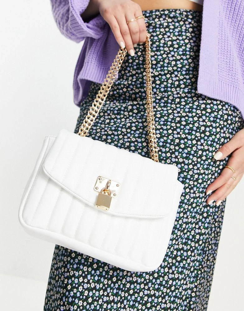 商品ASOS|ASOS DESIGN adjustable quilted shoulder bag with padlock in white,价格¥141,第3张图片详细描述