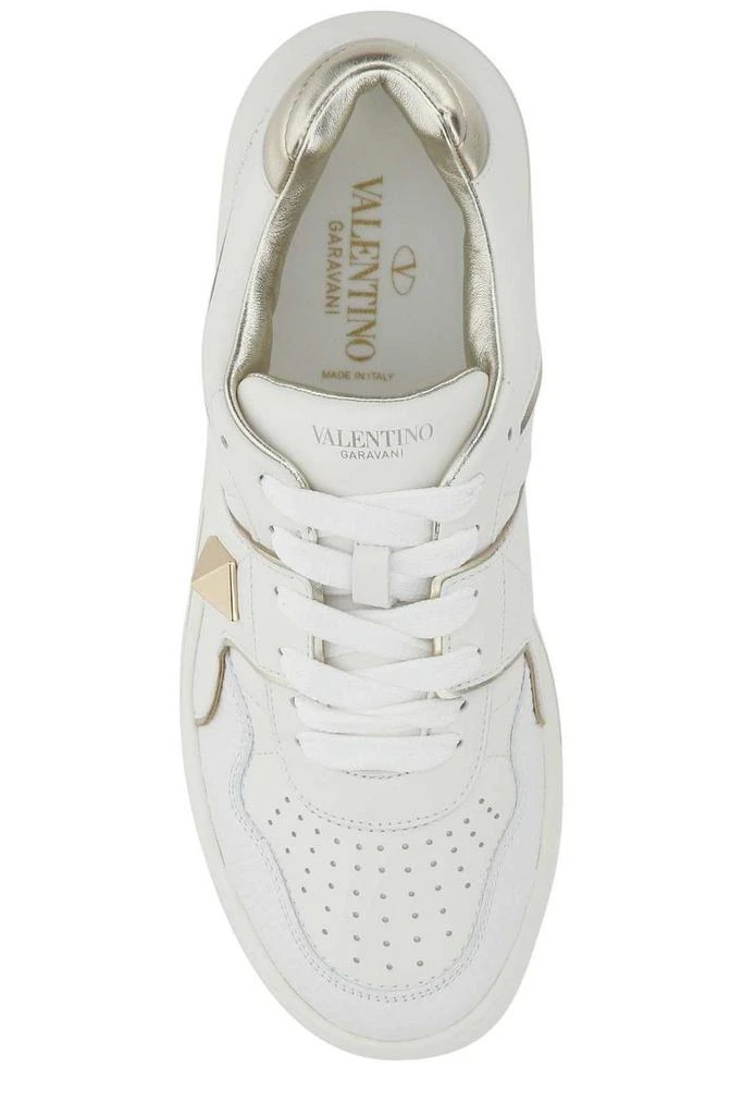 商品Valentino|Valentino Garavani One Stud Low-Top Sneakers,价格¥5582,第3张图片详细描述