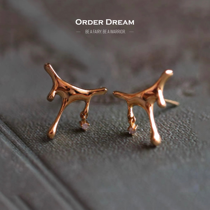 商品[国内直发] Order Dream|18K钻石耳钉「真爱如血」,价格¥1750,第1张图片