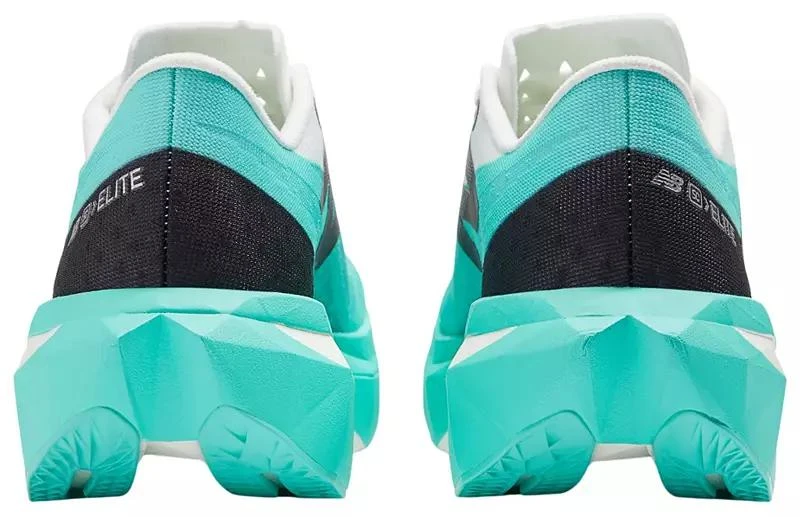 New Balance Women's FuelCell SuperComp Elite v4 Running Shoes 商品