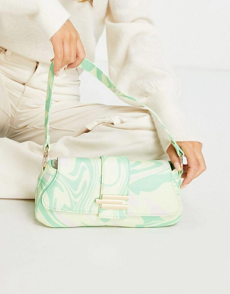 商品ASOS|ASOS DESIGN 70s shoulder bag in swirl print with hardware tab,价格¥98,第3张图片详细描述