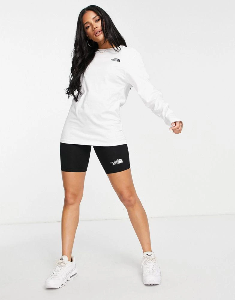 商品The North Face|The North Face Vertical NSE long sleeve t-shirt in white Exclusive at ASOS,价格¥234,第2张图片详细描述