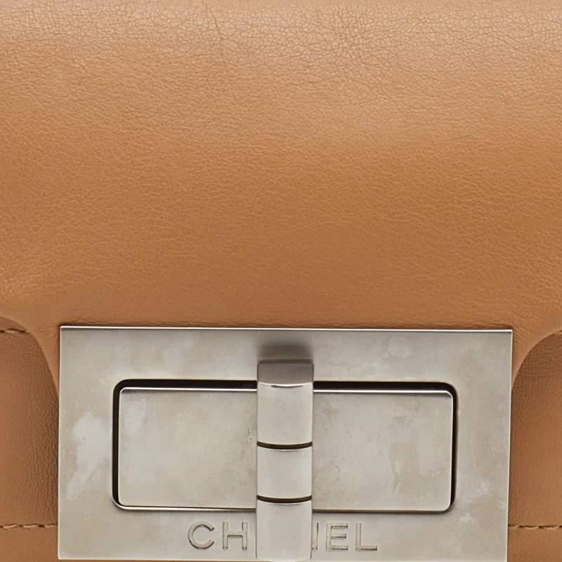 商品[二手商品] Chanel|Chanel Beige Choco Bar Leather Mademoiselle Lock Flap Shoulder Bag,价格¥4070,第5张图片详细描述