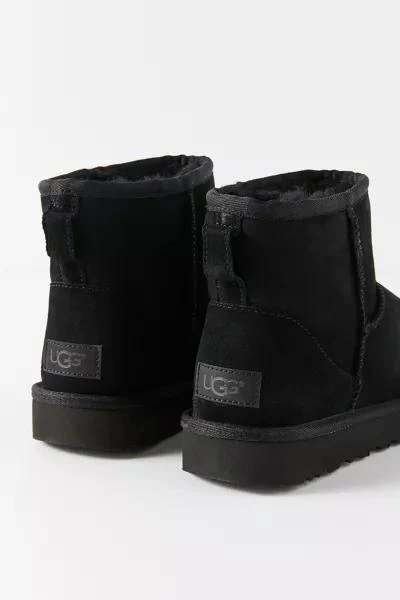 商品UGG|UGG 经典款踝靴,价格¥1200,第3张图片详细描述