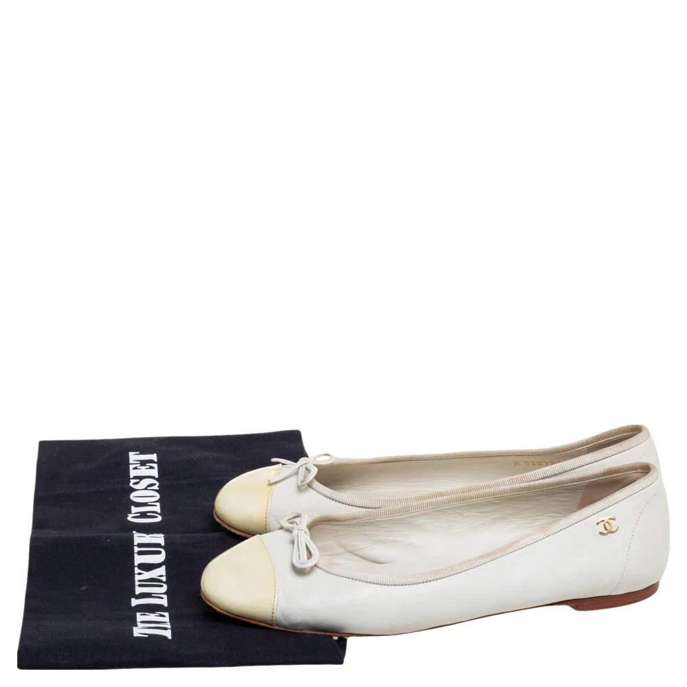 Chanel Grey/Yellow Patent And Leather Cap Toe Bow Ballet Flats Size 37 商品
