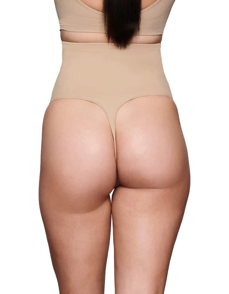 商品SKIMS|Seamless Sculpt High Waist Thong,价格¥283,第2张图片详细描述