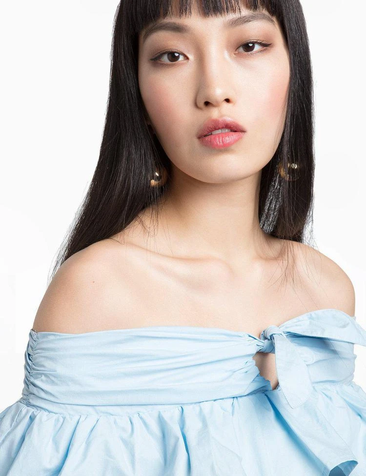 商品Pixie Market|Blue Off The Shoulder Tie Knot Top,价格¥303,第3张图片详细描述