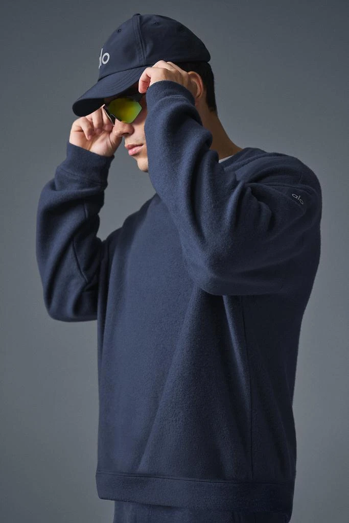 商品Alo|Triumph Restore Crew Neck Sweatshirt - Navy,价格¥676,第3张图片详细描述