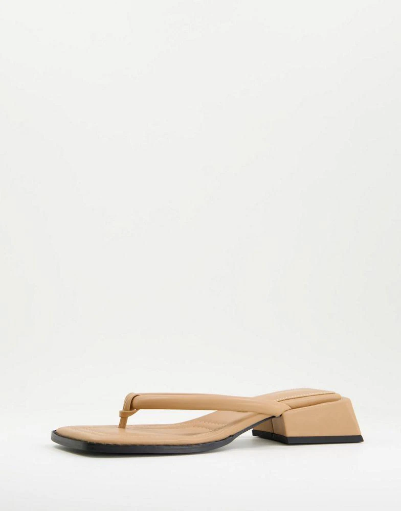 商品Topshop|Topshop Pella toe post sandal in camel,价格¥223,第2张图片详细描述