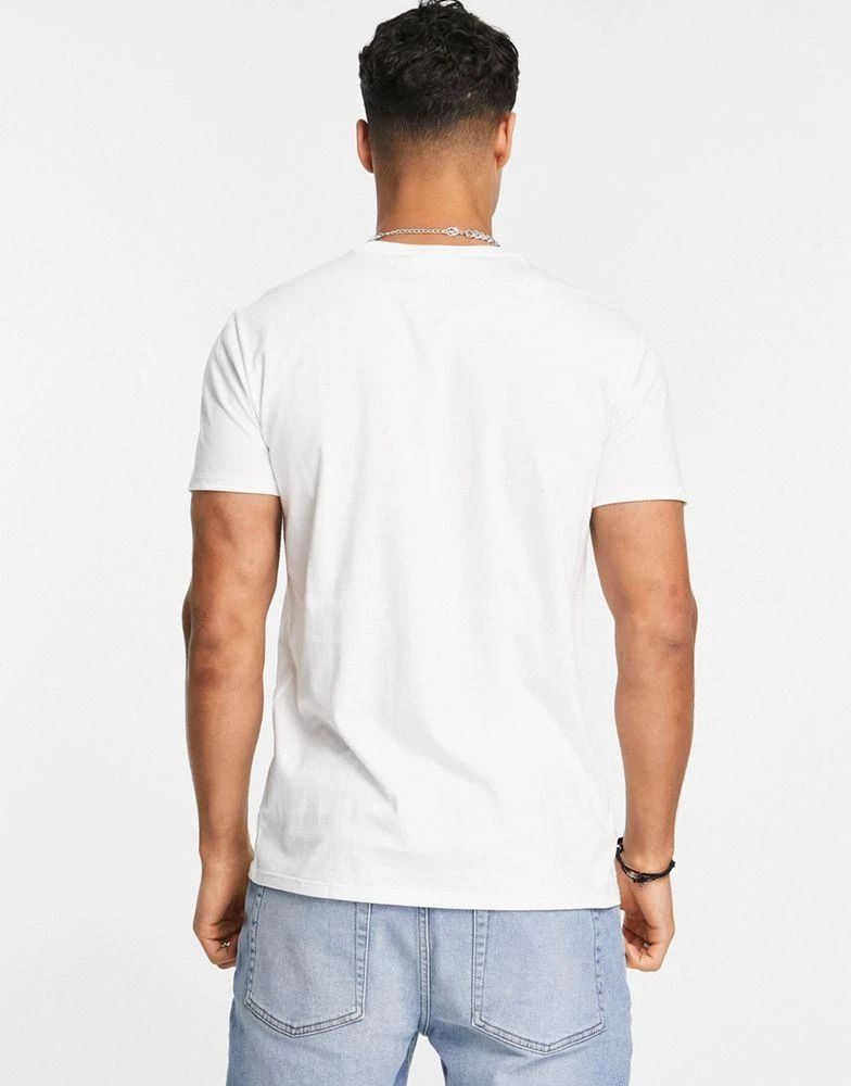 商品Lacoste|Lacoste logo pima cotton t-shirt in white,价格¥540,第2张图片详细描述