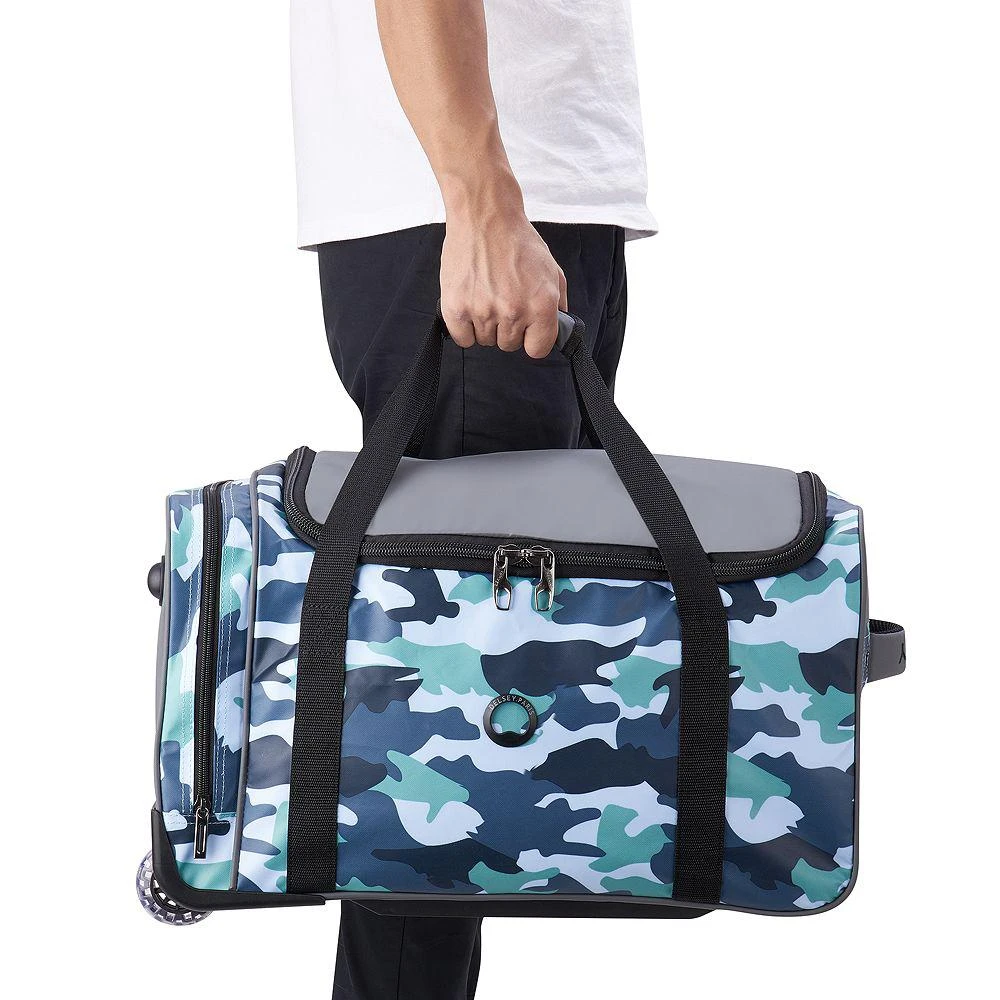 Delsey Raspail 22” Rolling Carry On Duffel 商品