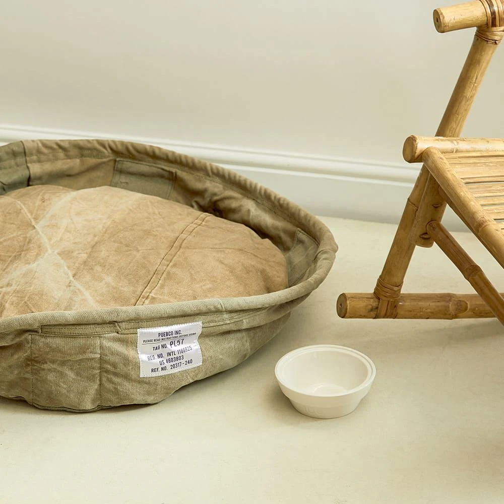 商品Puebco|Puebco Large Vintage Tent Fabric Pet Bed,价格¥598,第5张图片详细描述