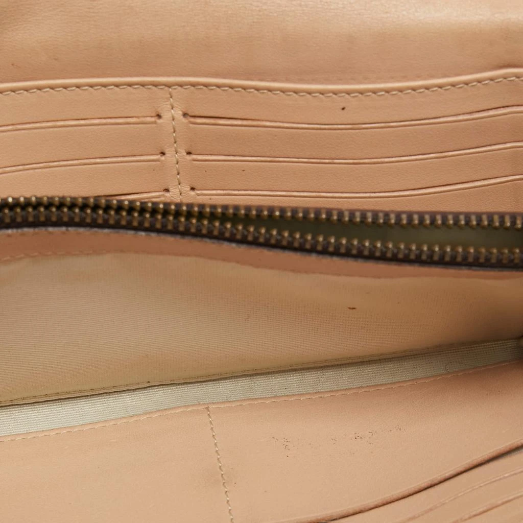 商品[二手商品] CH Carolina Herrera|CH Carolina Herrera Brown/Beige Monogram Embossed Leather Continental Wallet,价格¥813,第2张图片详细描述