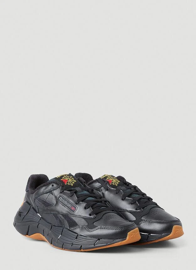 商品Reebok|Zig Kinetica 2.5 Plus LVC43 Sneakers in Black,价格¥396,第2张图片详细描述