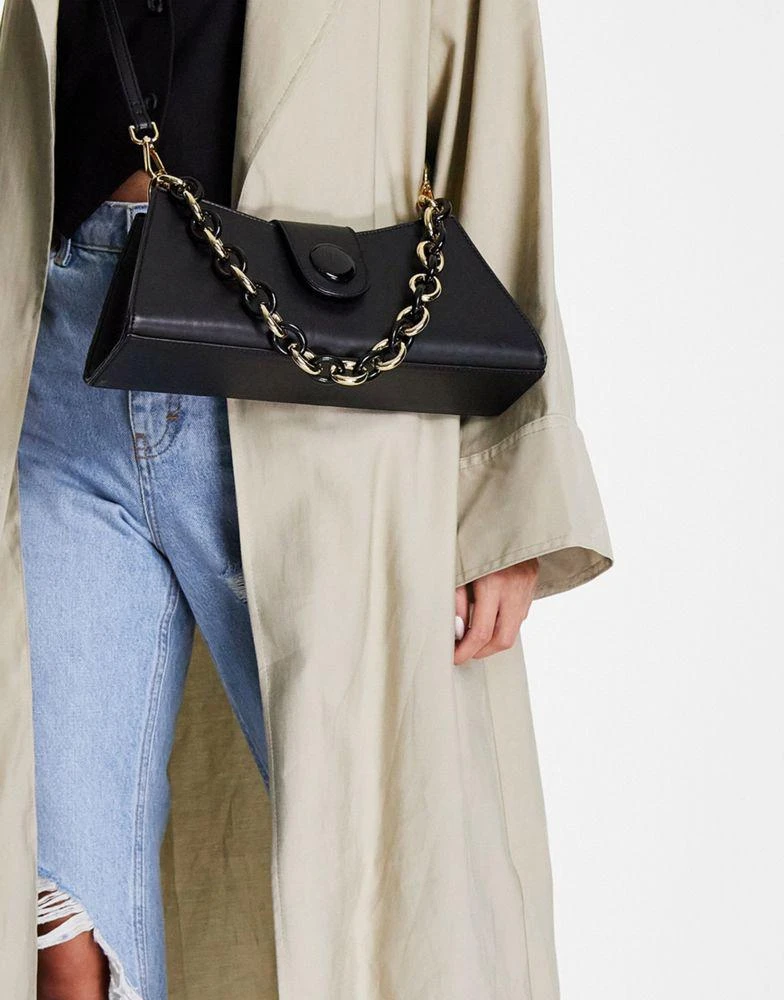 商品Topshop|Topshop structured chunky chain shoulder bag in black,价格¥156,第4张图片详细描述