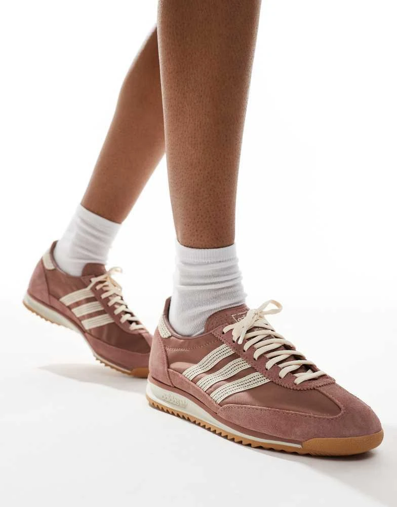 商品Adidas|adidas Originals SL 72 OG trainers in light brown and cream crochet,价格¥884,第5张图片详细描述