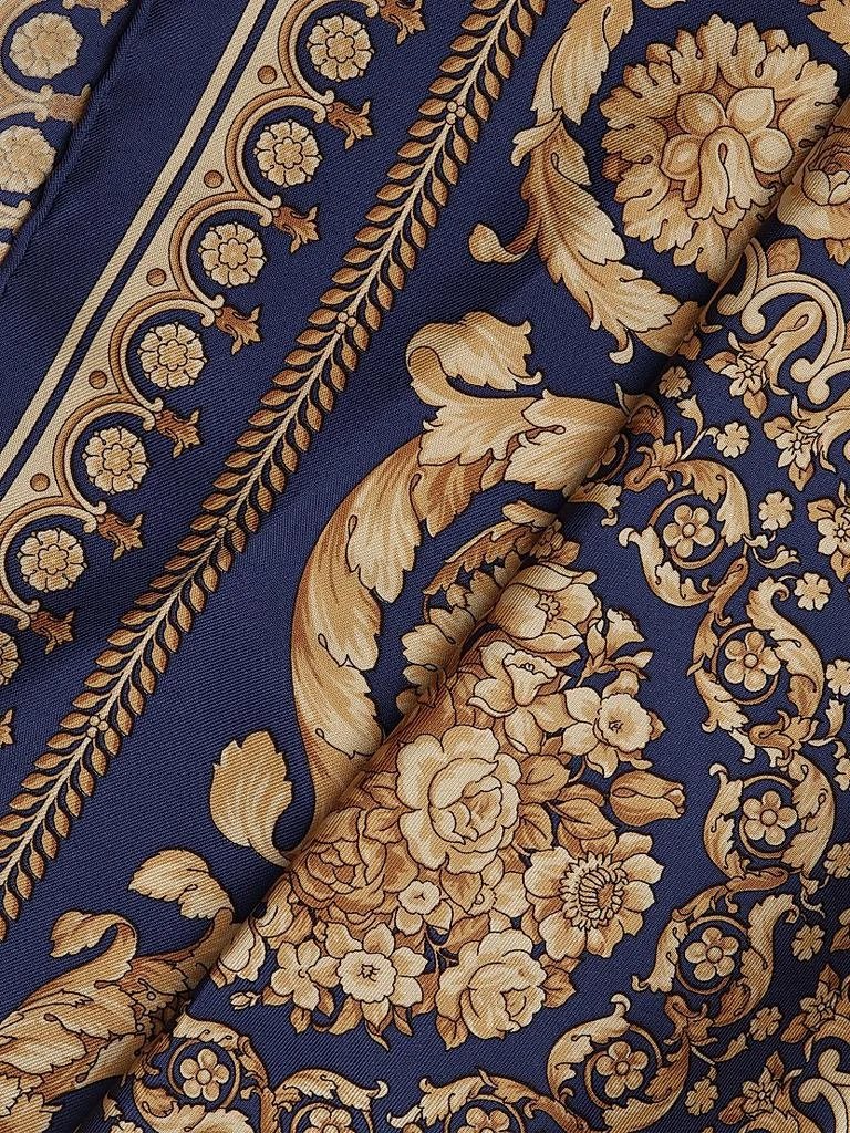 商品Versace|Barocco Print Silk Foulard,价格¥2801,第4张图片详细描述