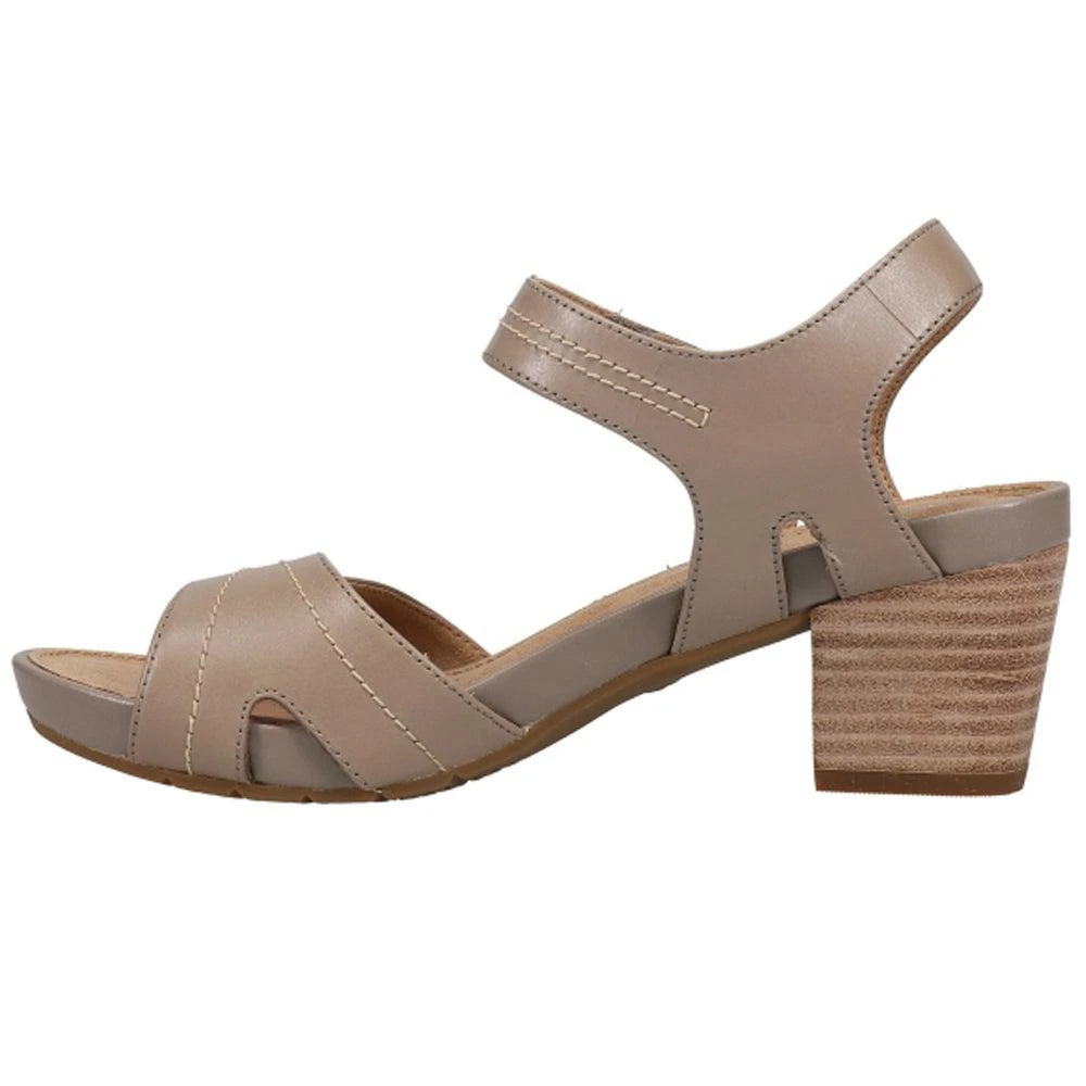 商品Clarks|Un Palma Vibe Block Heel Sandals,价格¥302,第3张图片详细描述