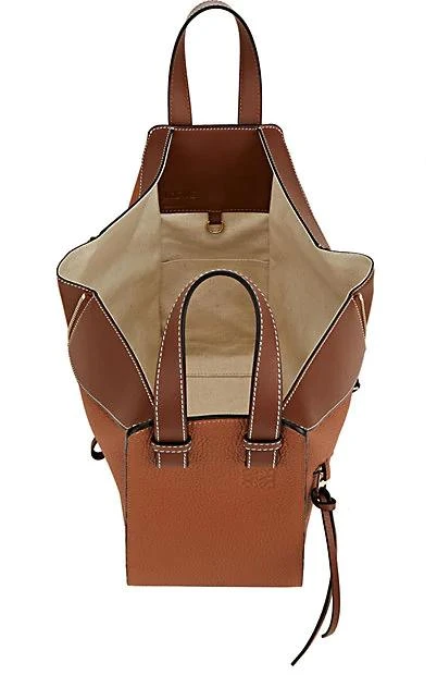 商品Loewe|Hammock Small Leather Bag,价格¥17032,第5张图片详细描述