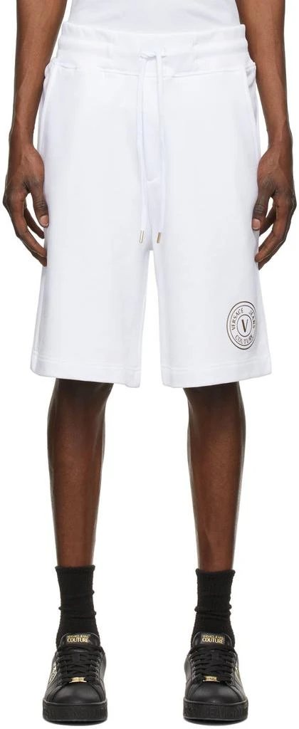 商品Versace|White V-Emblem Shorts,价格¥532,第1张图片