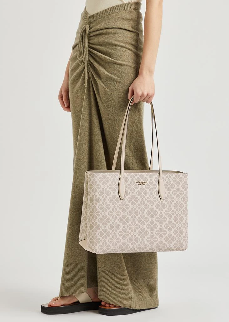商品Kate Spade|All Day large spade-jacquard canvas tote,价格¥2613,第5张图片详细描述