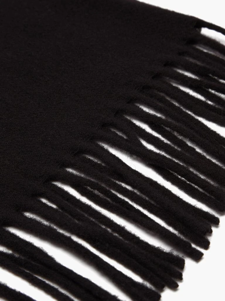 商品Totême|Fringed felted-wool scarf,价格¥1571,第2张图片详细描述