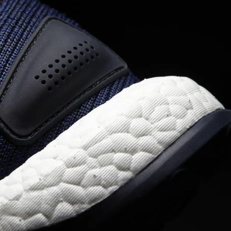 Pure Boost Shoes 商品