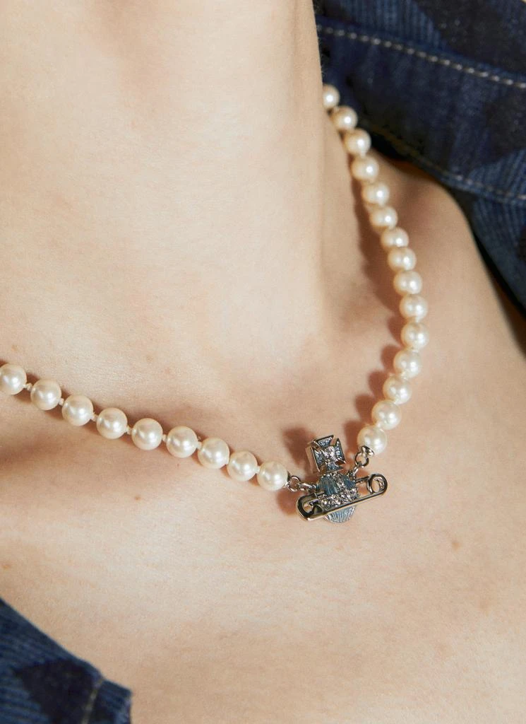 商品Vivienne Westwood|Kitty Pearl Necklace,价格¥1698,第3张图片详细描述
