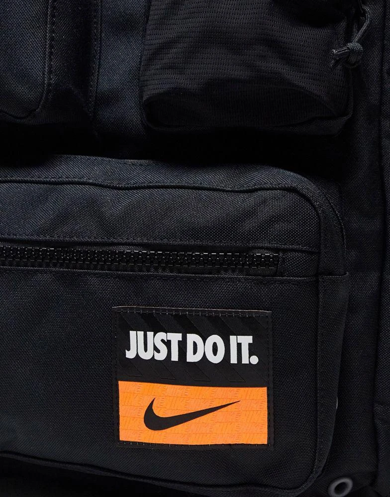 商品NIKE|Nike Training Utility Elite backpack in black,价格¥634,第4张图片详细描述