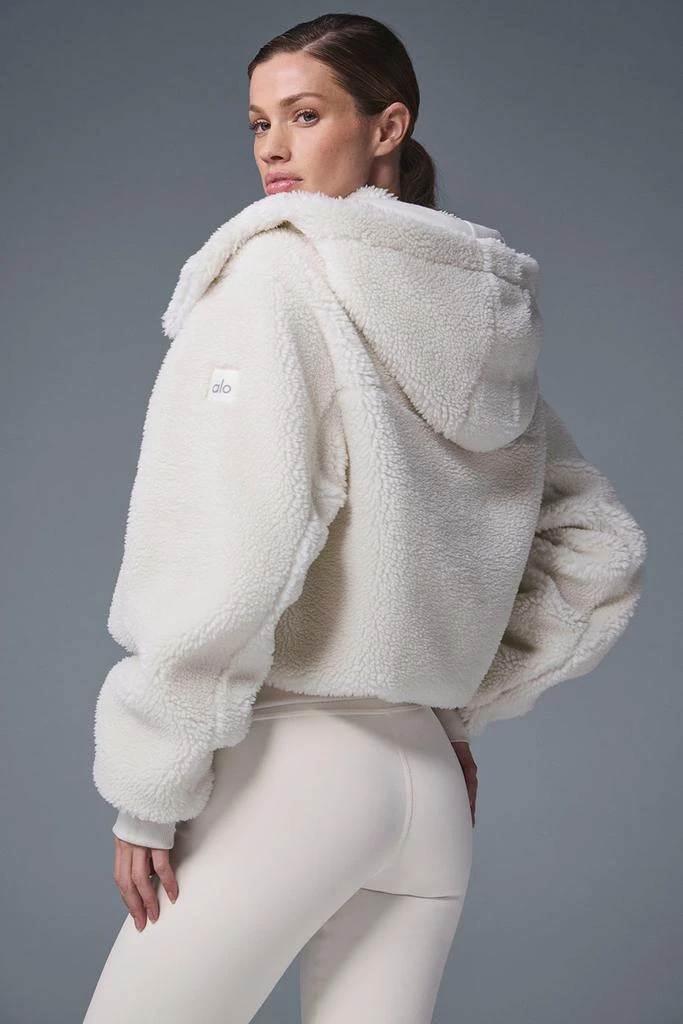 商品Alo|Foxy Sherpa Jacket - Ivory,价格¥1635,第2张图片详细描述