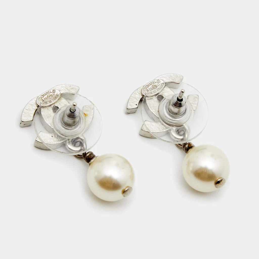 商品[二手商品] Chanel|Chanel Silver Tone Quilt Patterned CC Pearl Drop Earrings,价格¥3462,第3张图片详细描述