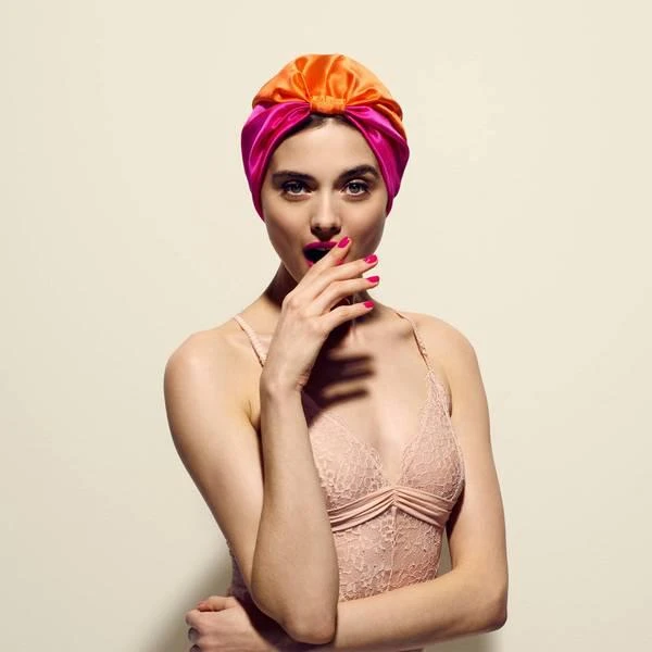 商品Lookfantastic|SILKE Hair Wrap The Poppy - Pink and Orange,价格¥528,第4张图片详细描述