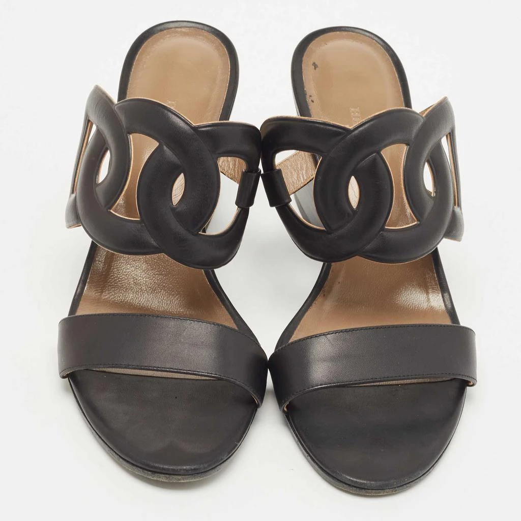 商品[二手商品] Hermes|Hermes Black Leather Bikini Block Heel Slide Sandals Size 38,价格¥4317,第3张图片详细描述