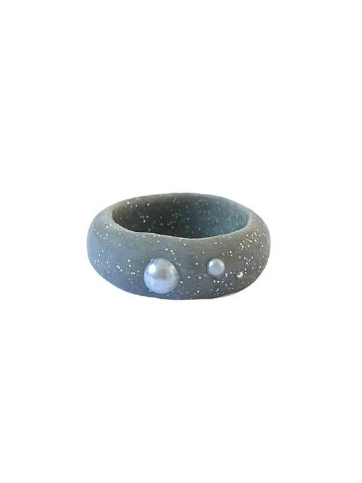 商品nff|Seed pearl grey ring,价格¥456,第3张图片详细描述