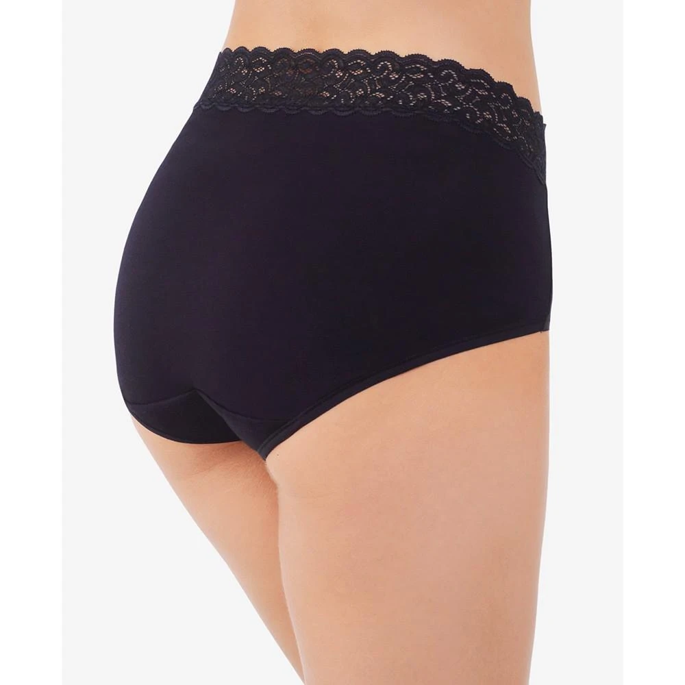 商品Vanity Fair|Flattering Cotton Lace Stretch Brief Underwear 13396, also available in extended sizes,价格¥76,第2张图片详细描述
