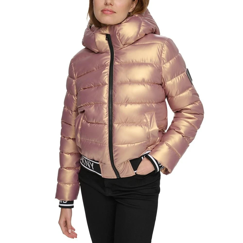 商品DKNY|Women's Super Wet Logo Long-Sleeve Puffer Jacket,价格¥894,第4张图片详细描述