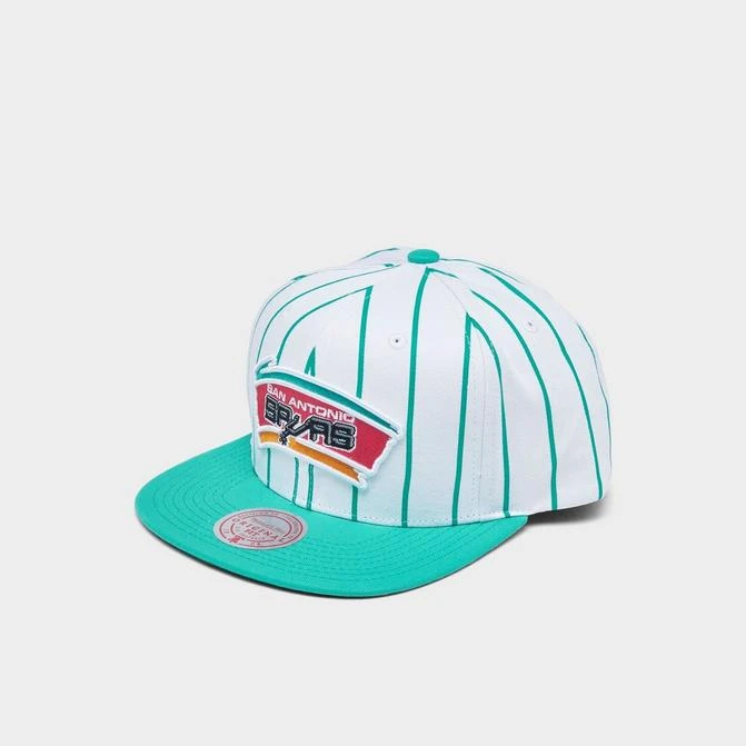 商品Mitchell and Ness|Mitchell & Ness San Antonio Spurs NBA Pinstripe HWC Snapback Hat,价格¥186,第1张图片