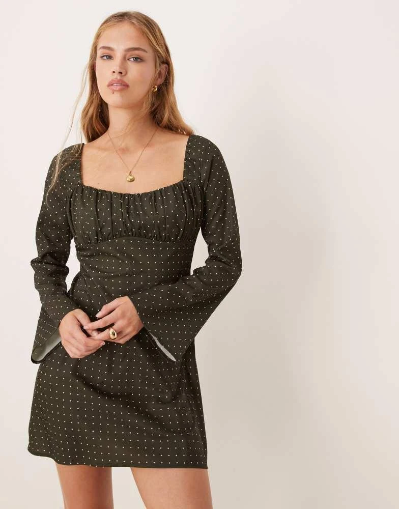 商品Kiss The Sky|Kiss The Sky polka dot mini dress in forest green,价格¥251,第1张图片