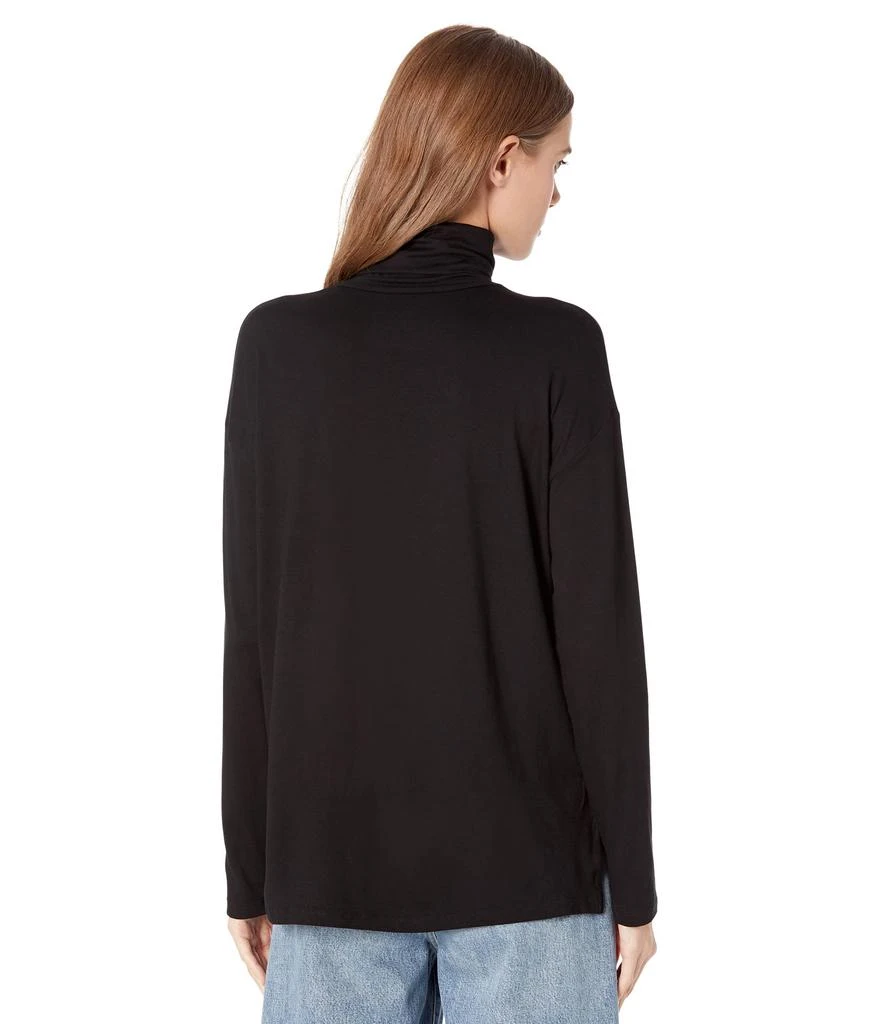 商品MAJESTIC FILATURES|Soft Touch Long Sleeve Semi Relaxed Turtleneck,价格¥1086,第2张图片详细描述