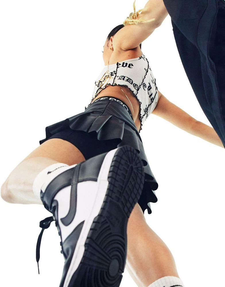 商品ASOS|ASOS DESIGN cut about graphic tank top in mono,价格¥58,第3张图片详细描述