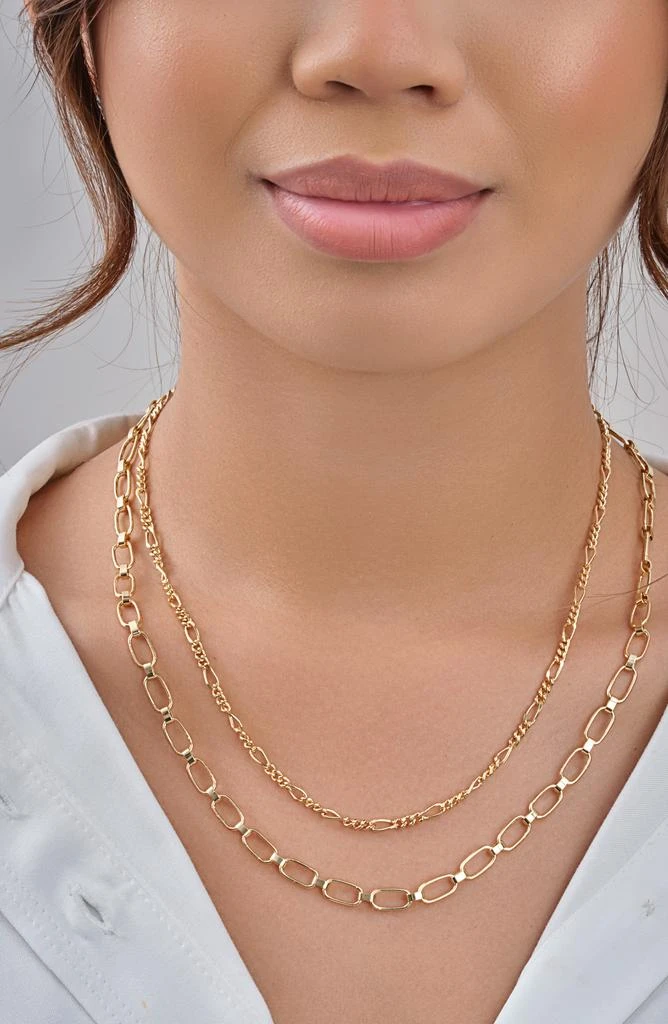 商品Sterling Forever|14K Gold Plated Figaro & Square Link Layered Chain Necklace,价格¥68,第2张图片详细描述